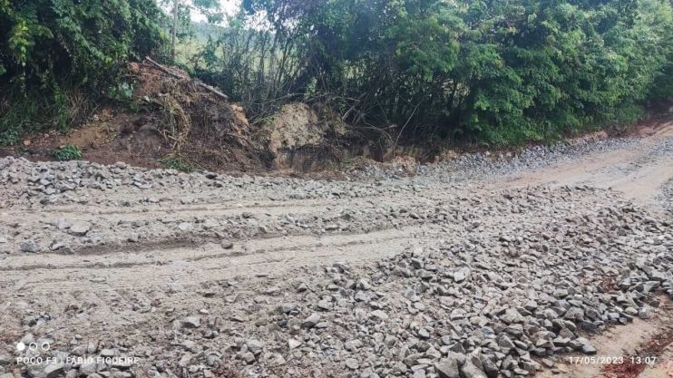 Estradas vicinais continuam recebendo especial atenção da gestão municipal 16