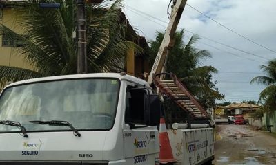 Grandes ações de troca das lâmpadas comuns está deixando Porto Seguro mais sustentável e segura! 20