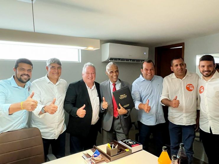 Prefeito Agnelo Santos participa da posse de Ronaldo Carletto como presidente do Avante na Bahia 8