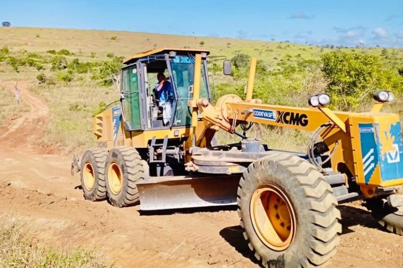 Governo de Itagimirim acaba de recuperar mais 20 km de estradas vicinais na zona rural do município 55