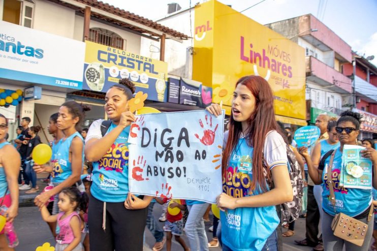 Maio Laranja: autoridades e estudantes participam de passeata no bairro Baianão 26