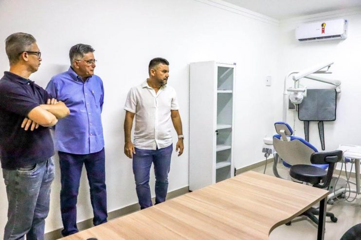 Jânio Natal destaca avanços em Saúde, durante vistoria ao novo Centro Médico Baianão 24