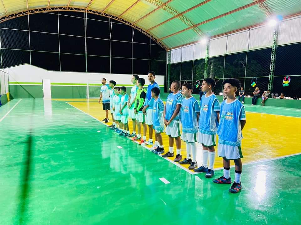 Prefeito de Itagimirim reinaugura quadra de esportes no distrito de União Baiana 26