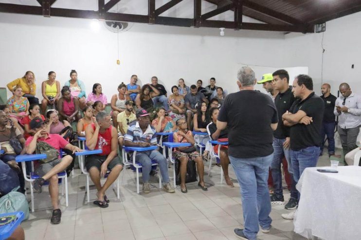 Prefeito Jânio Natal participa de reunião com ambulantes 14