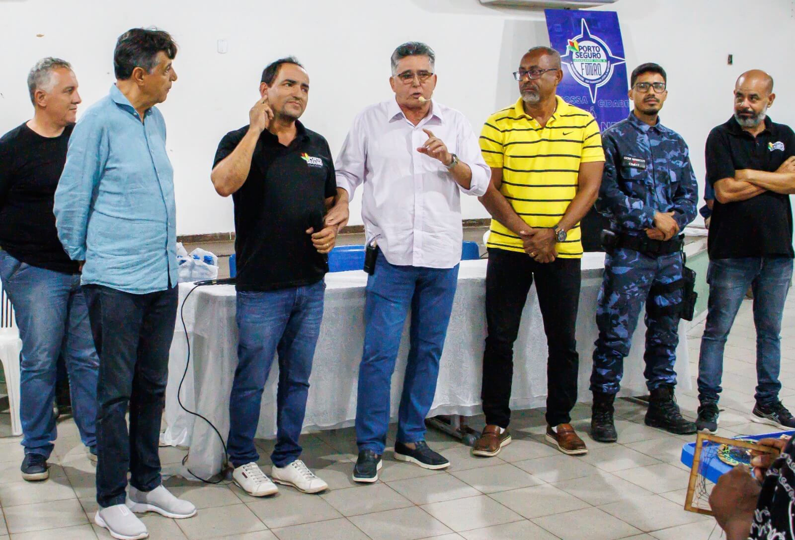 Prefeito Jânio Natal participa de reunião com ambulantes 17