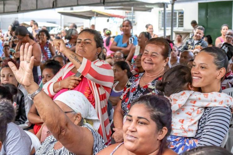 Unidade móvel para a Vila Parracho 14