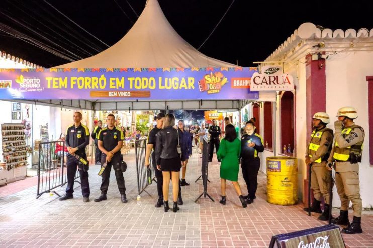 WhatsApp Image 2023-06-23 at 14.56.14 PORTO SEGURO: COMEÇOU O NOSSO SÃO JOÃO! 24