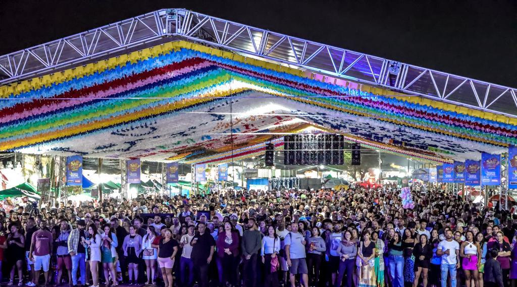 PORTO SEGURO: COMEÇOU O NOSSO SÃO JOÃO! 20