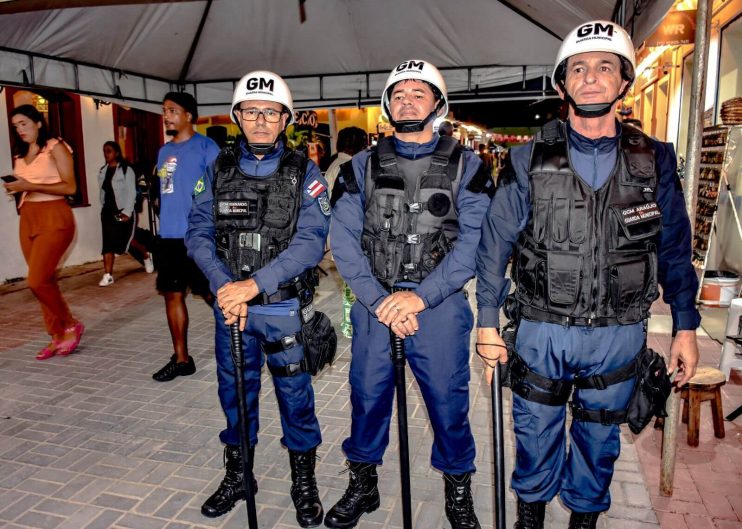 Porto Seguro ganha show surpresa na noite de São João 15