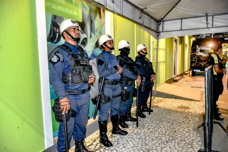 Porto Seguro ganha show surpresa na noite de São João 17