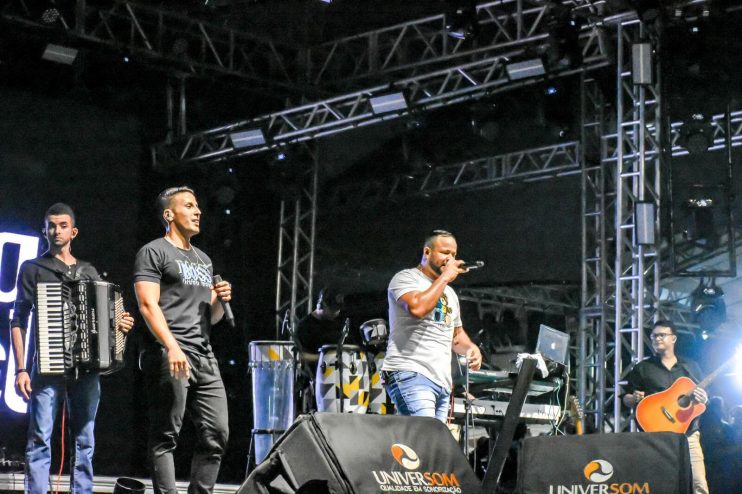 Porto Seguro ganha show surpresa na noite de São João 18