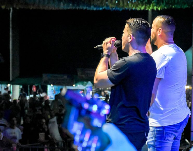 Porto Seguro ganha show surpresa na noite de São João 11