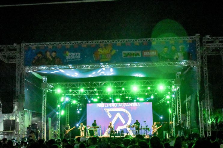 Porto Seguro ganha show surpresa na noite de São João 33