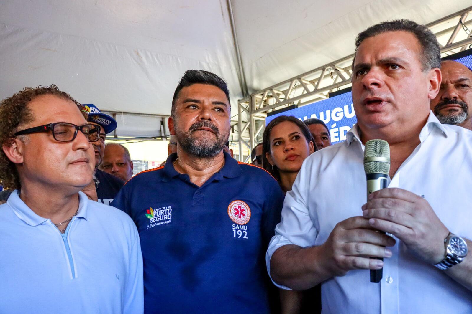 JÂNIO INAUGURA NOVO CENTRO MÉDICO DO BAIANÃO 24