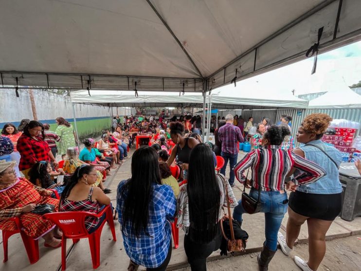 Prefeita Cordélia Torres participa de evento junino dedicado aos idosos em Eunápolis 19