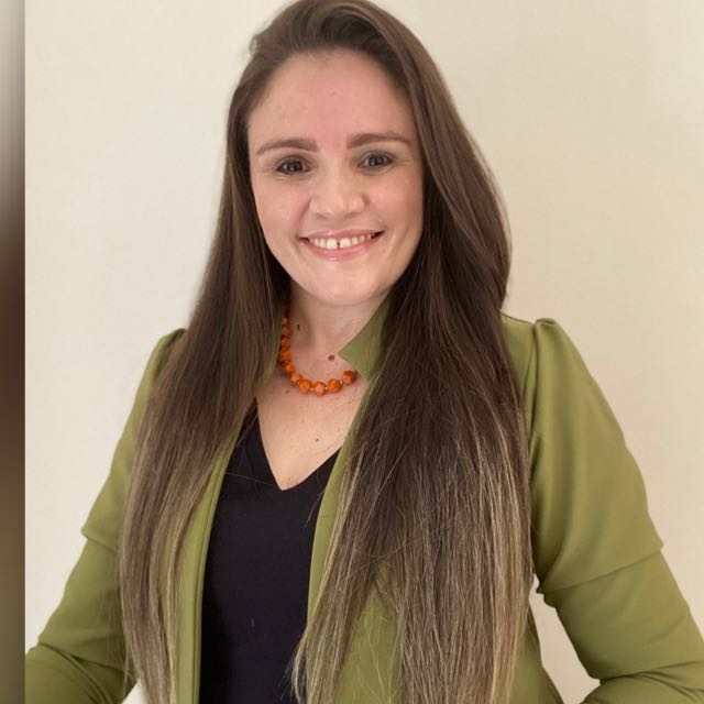 Secretária de Saúde apresenta nova médica do programa ‘Mais Médicos’ para Belmonte 6