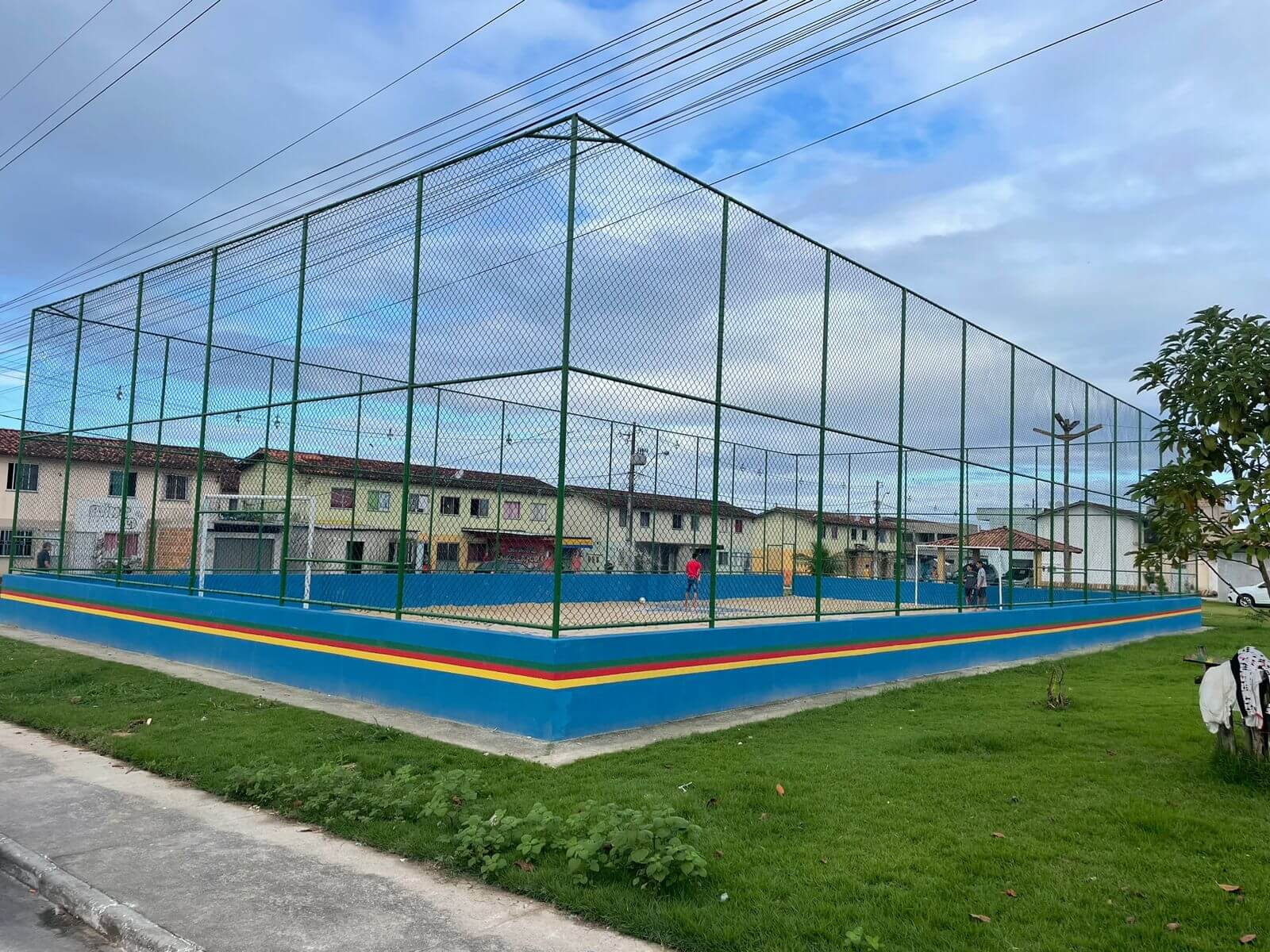 Prefeitura reforma quadras nas comunidades do Belo Campo e Vista Alegre 7