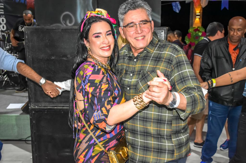 Festa do São Pedro Social arrecada 12 toneladas de alimentos 5