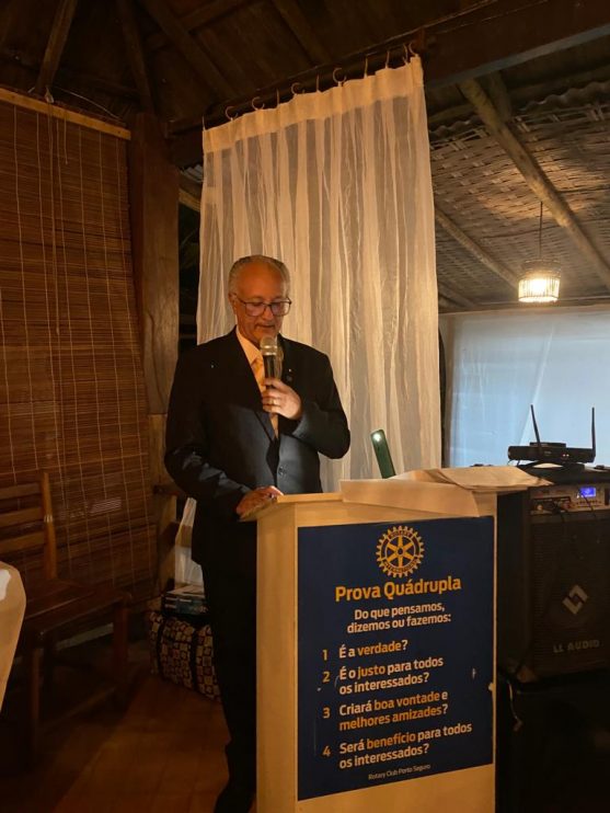 Empossada a nova diretoria do Rotary Clube de Porto Seguro 13