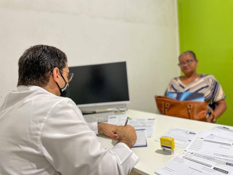 Mutirão promovido pela Prefeitura de Eunápolis beneficia centenas de cidadãos com serviços de saúde 11