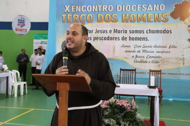 Prefeitura apoia Encontro Diocesano Terço dos Homens em Eunápolis 13