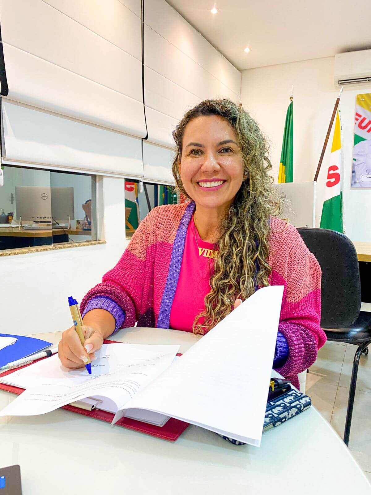 Prefeita Cordélia Torres assina termo de adesão para Eunápolis se tornar Cidade Empreendedora 7