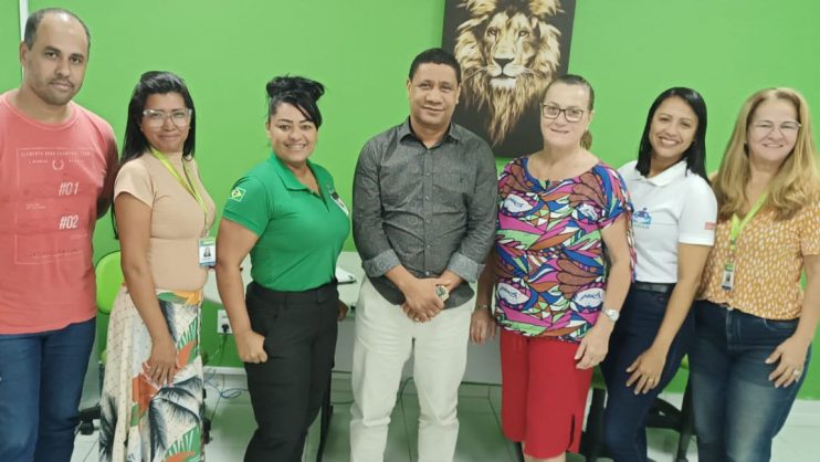 Prefeitura de Eunápolis firma parceria com o Conjunto Penal para oferecer Educação de Jovens, Adultos e Idosos para internos 4