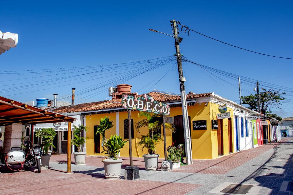 Passarela da Cultura ganha rede elétrica subterrânea 7