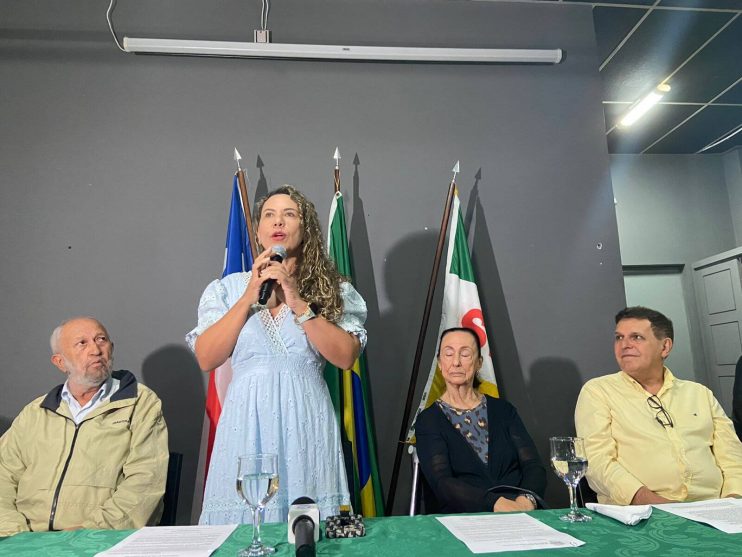 Prefeita sanciona leis que tornam Festa da Padroeira, Vila do Forró e Pedrão patrimônios culturais imateriais de Eunápolis 18