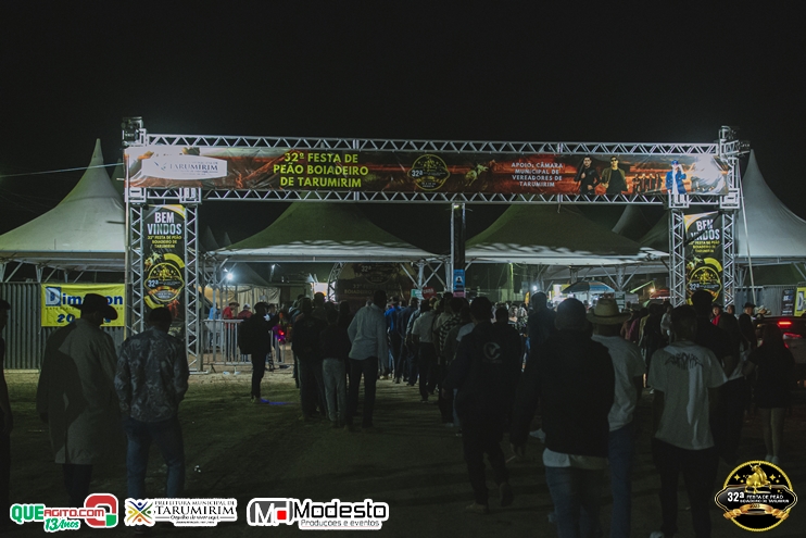 Cerca de 25 mil pessoas prestigiam show de Zé Vaqueiro na segunda noite da Festa do Peão Boiadeiro de Tarumirim 2023 11