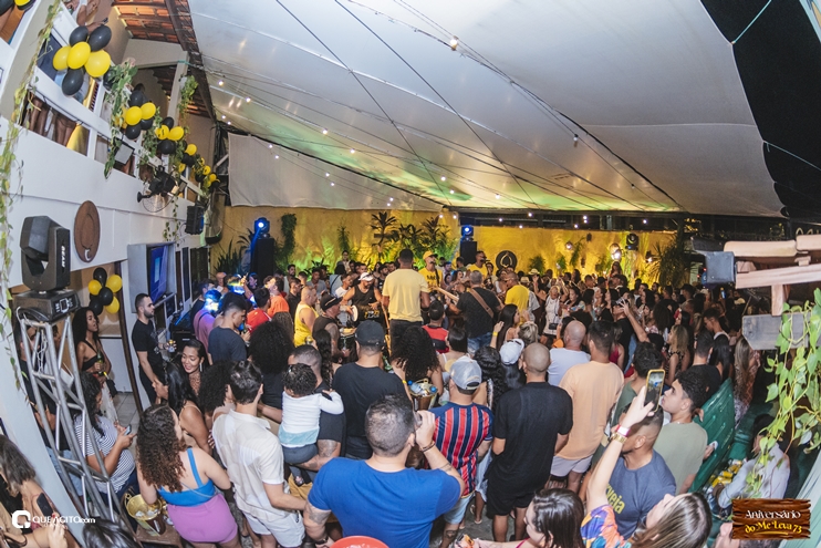 Foliões lotam o Cajueiro no Aniversário de 02 anos do Me Leva 73 73