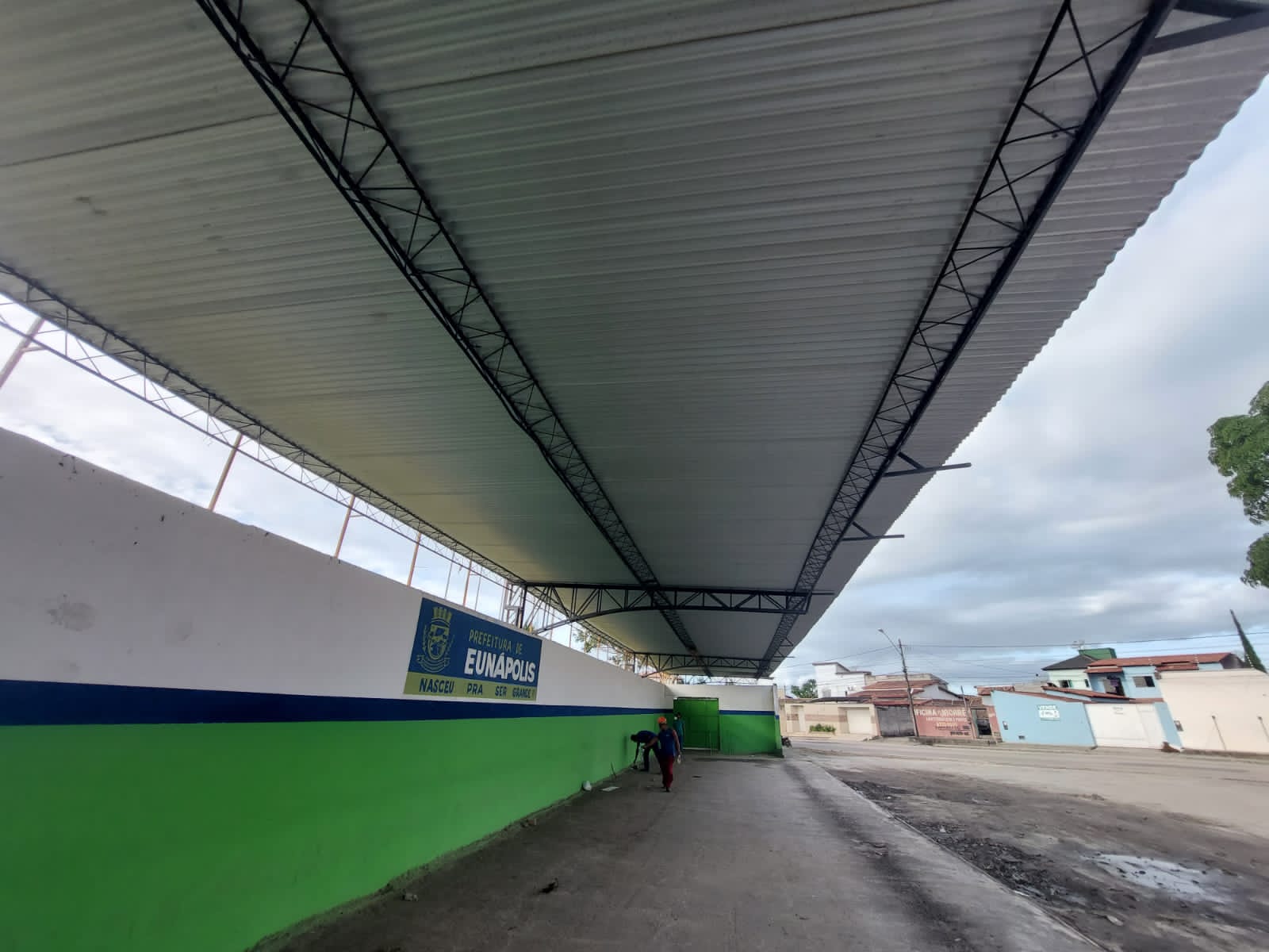 Prefeitura de Eunápolis intensifica ações de infraestrutura em diversas áreas da cidade 7