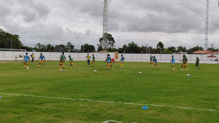 Seleção de Eunápolis vence Prado por 2x0 na abertura do Campeonato Intermunicipal 2023 13