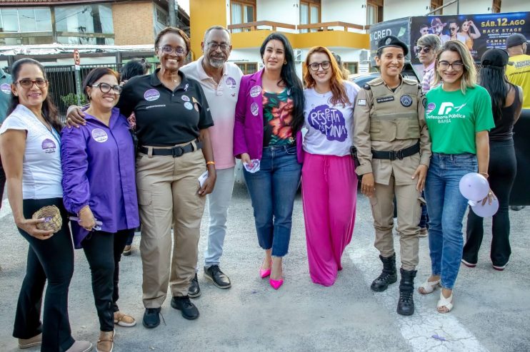 Agosto Lilás: Blitz em Porto Seguro alerta sobre violência contra mulheres 11