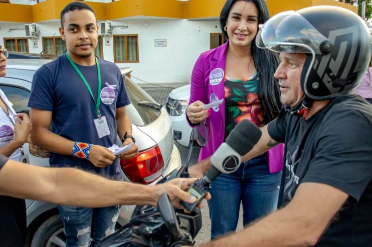 Agosto Lilás: Blitz em Porto Seguro alerta sobre violência contra mulheres 21