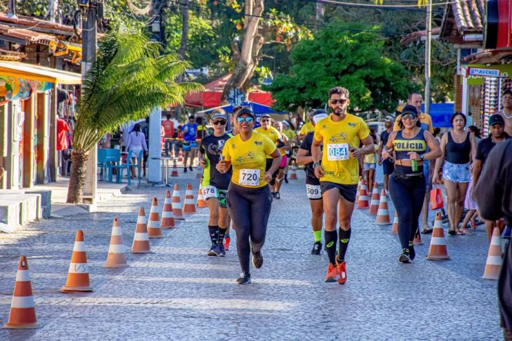 Corrida Rústica agitou Arraial d’Ajuda neste final de semana 13