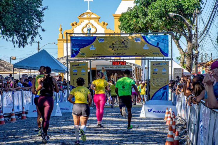 Corrida Rústica agitou Arraial d’Ajuda neste final de semana 18