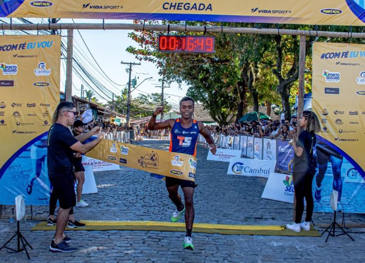 Corrida Rústica agitou Arraial d’Ajuda neste final de semana 11