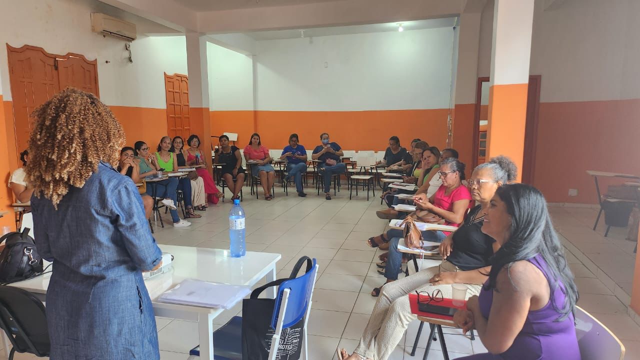 Programa Ensinar para Vencer promove formação para professores alfabetizadores em Porto Seguro 5