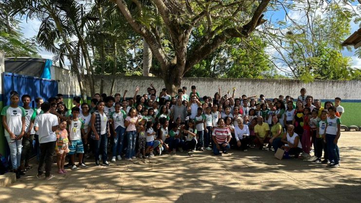 Eunápolis: escolas da rede pública municipal comemoram Dia dos Pais com atividades repletas de homenagens 15