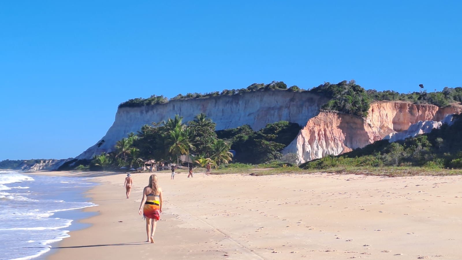 Jornalista uruguaio explora encantos de Porto Seguro em documentário 5