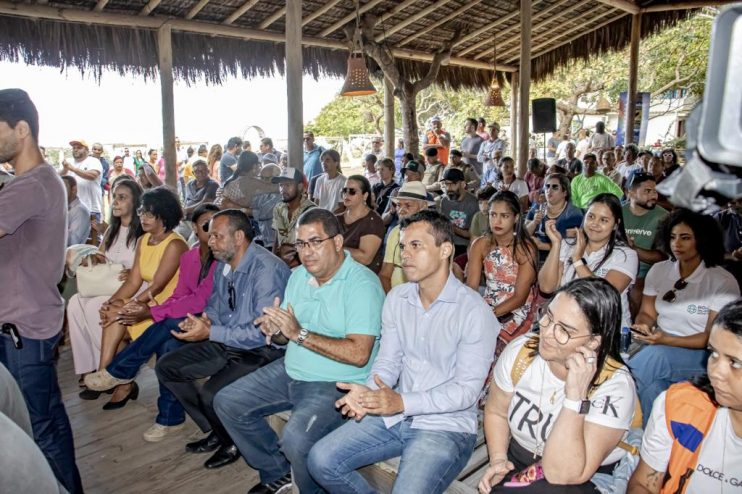 Prefeitura entrega 300 títulos de propriedades nos distritos de Caraíva, Nova Caraíva e Jambreiro 26