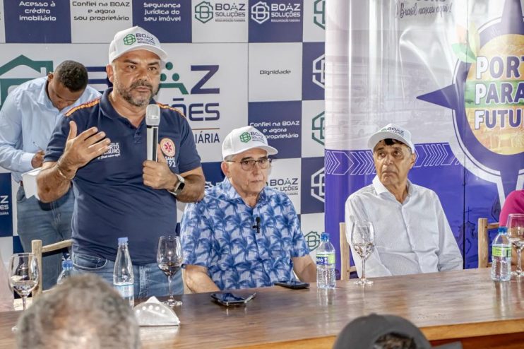 WhatsApp Image 2023-08-21 at 09.46.18 (2) Prefeitura entrega 300 títulos de propriedades nos distritos de Caraíva, Nova Caraíva e Jambreiro 22