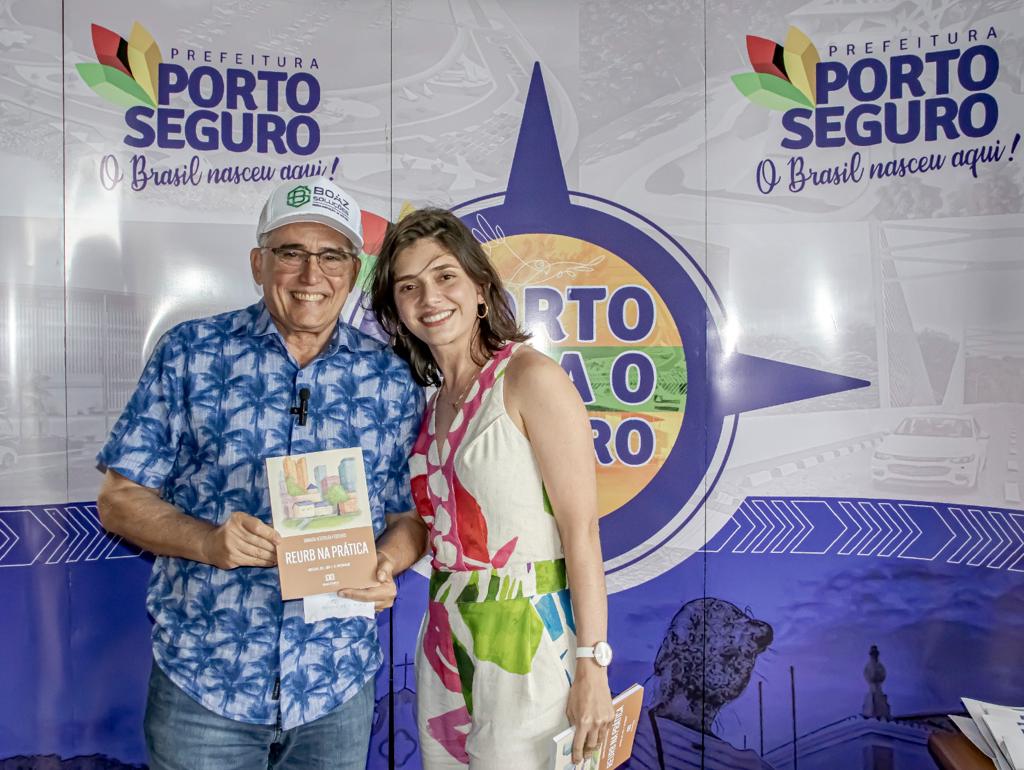 Prefeitura entrega 300 títulos de propriedades nos distritos de Caraíva, Nova Caraíva e Jambreiro 48