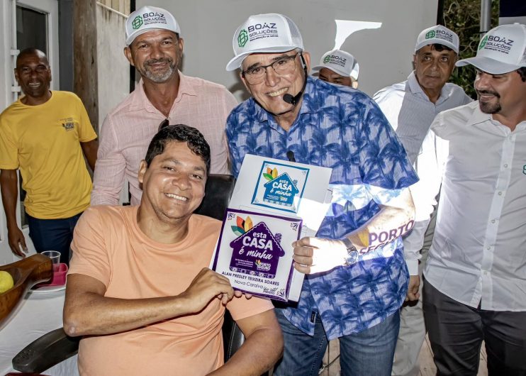 Prefeitura entrega 300 títulos de propriedades nos distritos de Caraíva, Nova Caraíva e Jambreiro 12