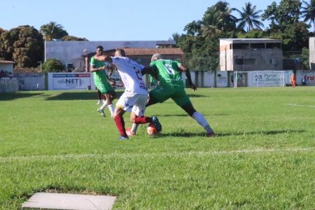 Porto Seguro empata com Belmonte e segue líder do grupo com 8 pontos 4