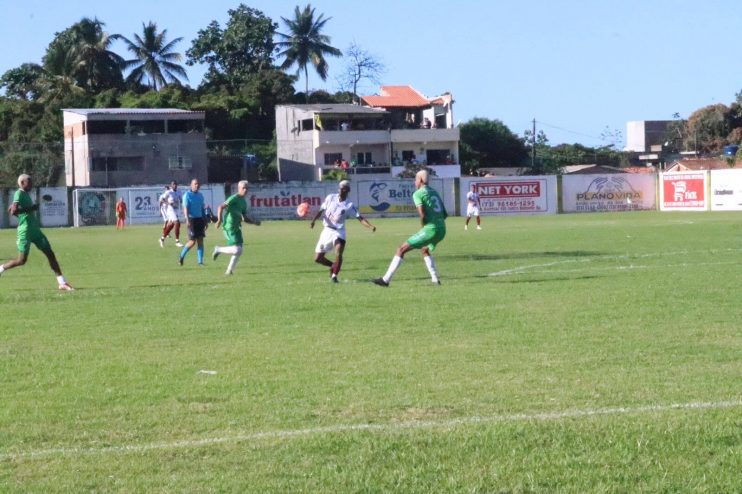 Porto Seguro empata com Belmonte e segue líder do grupo com 8 pontos 10