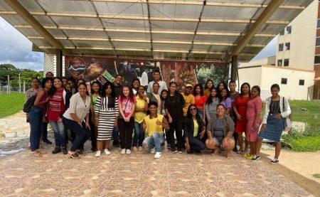 Programa “Família na Escola” fortalece laços entre educação e comunidade: alunos e pais visitam fábrica de chocolate 13