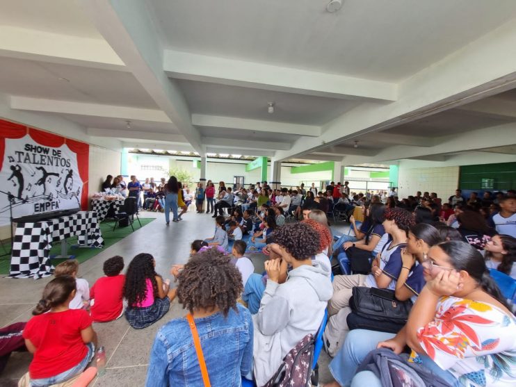 Eunápolis: escola da rede pública municipal promove show de talentos para estudantes 12