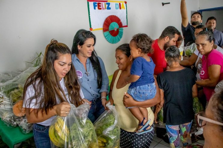 Prefeitura distribuiu cerca de 18 toneladas de alimentos para famílias carentes através do PAA 18